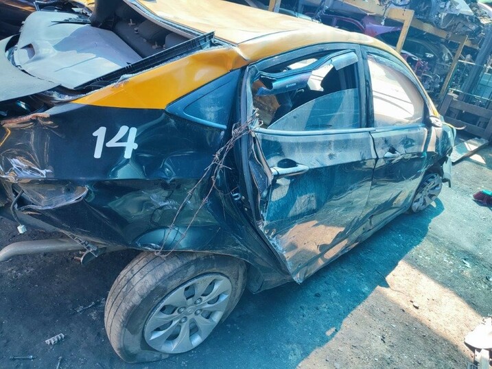  Hyundai ACCENT 2015    EN DESARME